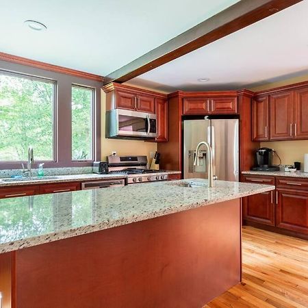 מונטיצ'לו Sunset Estate In The Catskills מראה חיצוני תמונה