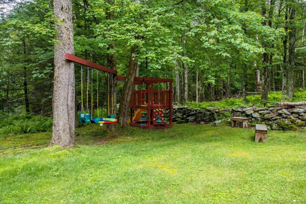 מונטיצ'לו Sunset Estate In The Catskills מראה חיצוני תמונה