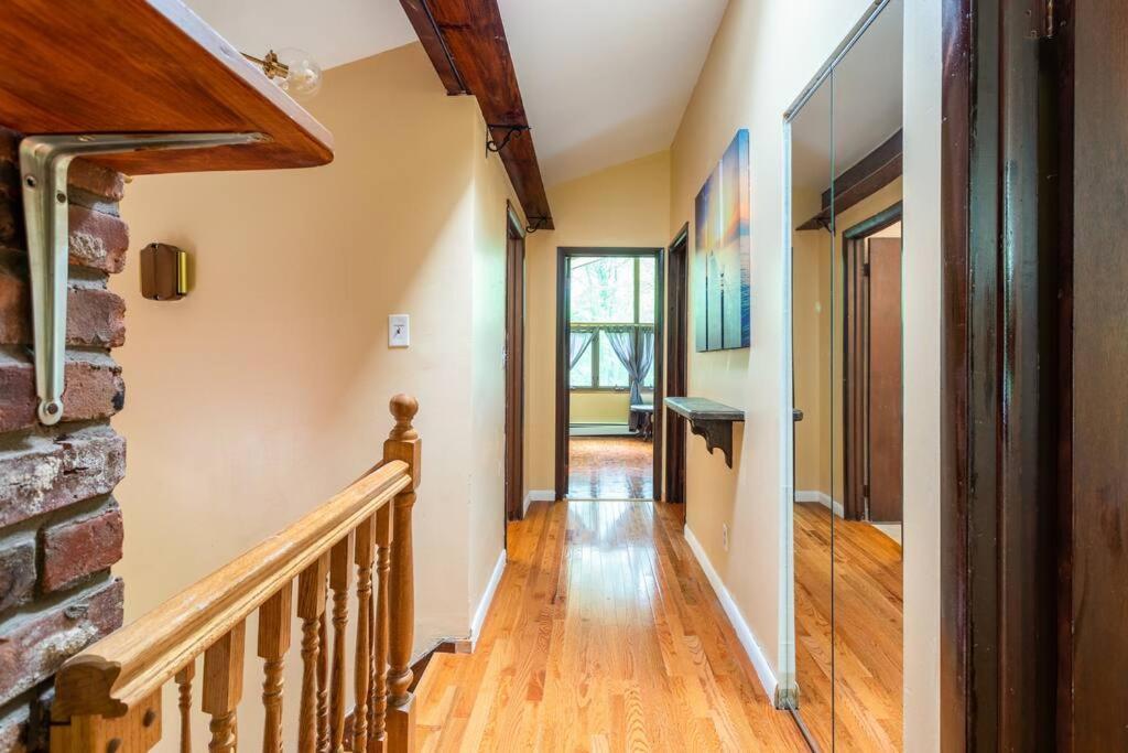מונטיצ'לו Sunset Estate In The Catskills מראה חיצוני תמונה