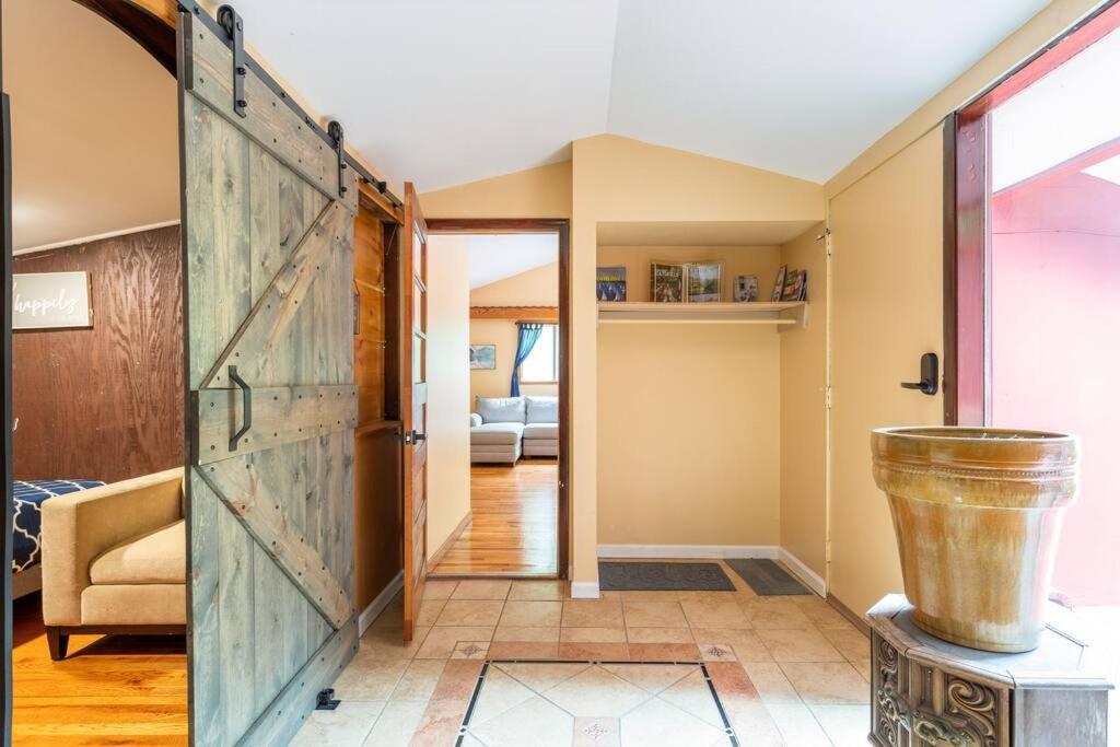 מונטיצ'לו Sunset Estate In The Catskills מראה חיצוני תמונה