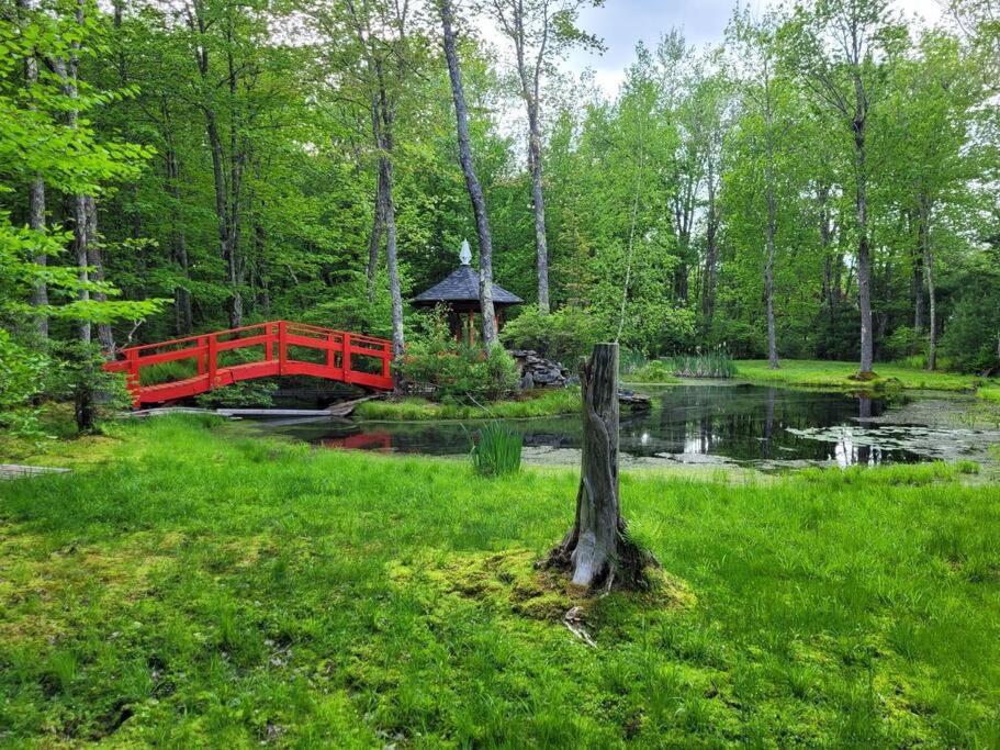 מונטיצ'לו Sunset Estate In The Catskills מראה חיצוני תמונה
