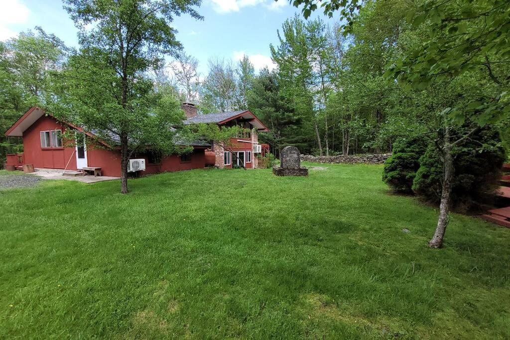מונטיצ'לו Sunset Estate In The Catskills מראה חיצוני תמונה